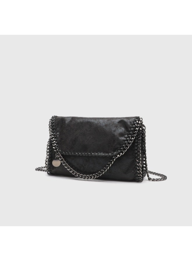 Chic Black Faux Leather Shoulder Bag with Intricate Chain Detail Effortlessly Elevate Your Style with Timeless Elegance and Practicality - Image 2